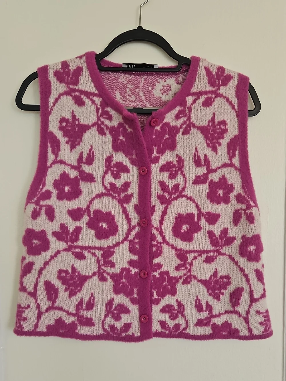 Women’s Pink Floral Knit Button Vest Sweater
